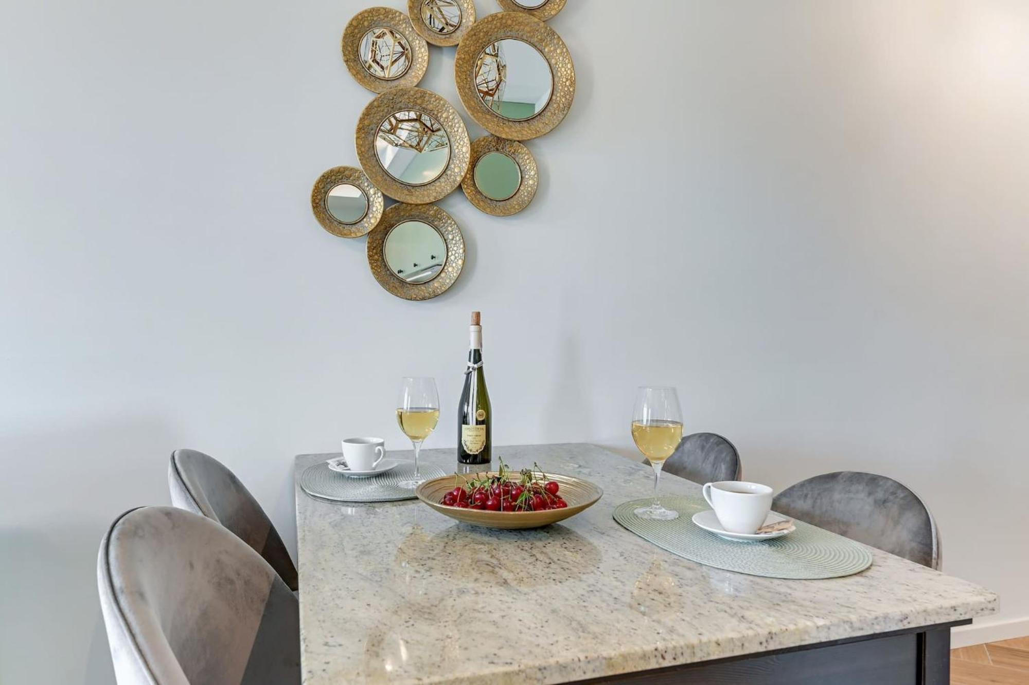 Apartamenty Deo Plaza By Rent Like Home Gdańsk Eksteriør billede